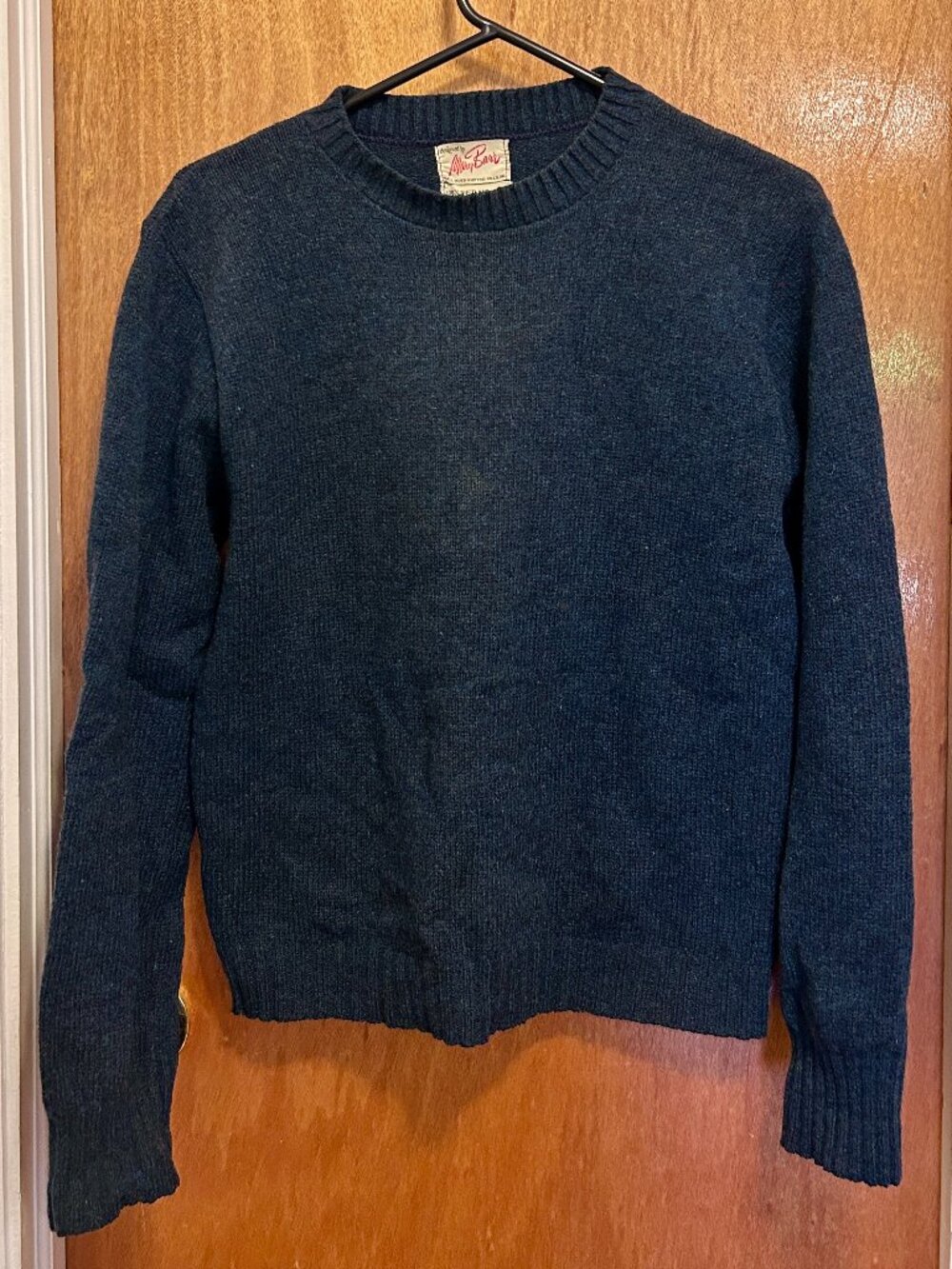 Vintage navy 100% shetland wool sweater dark blue